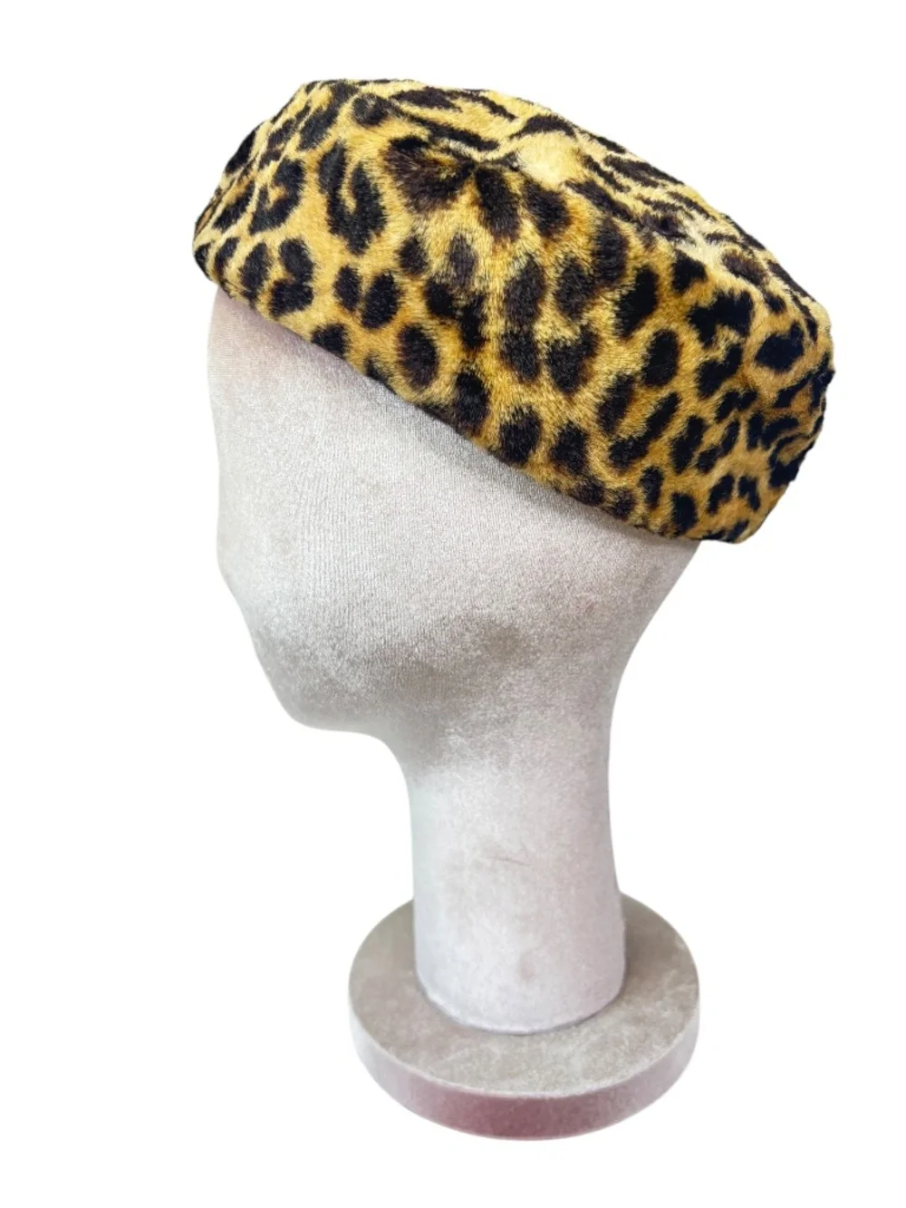 Vintage 1960s Leopard Faux Fur Beret‎ – Classic Parisian Style